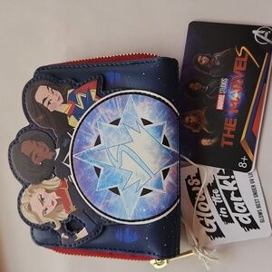 🆕️ Loungefly The Marvels Zip Around Wallet NWT